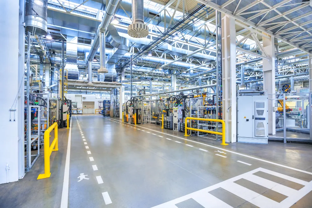 Suministro especializado para plantas industriales y naves de manufactura